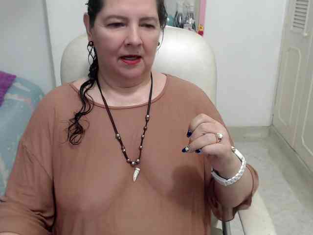 leonela-68 webcam