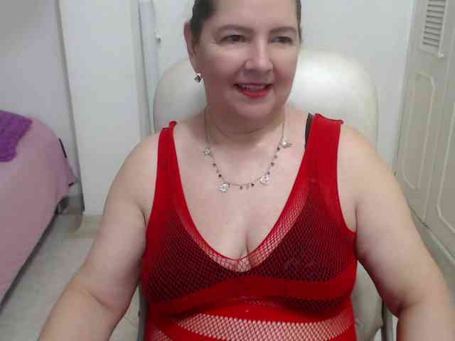 leonela-68