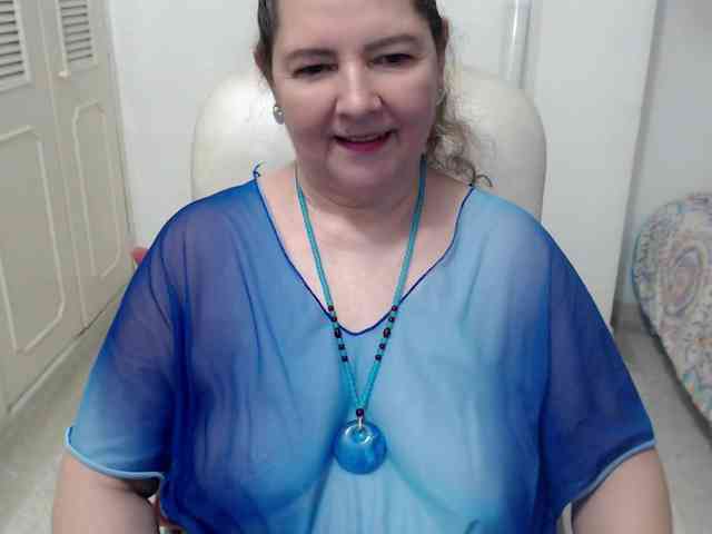 leonela-68 webcam