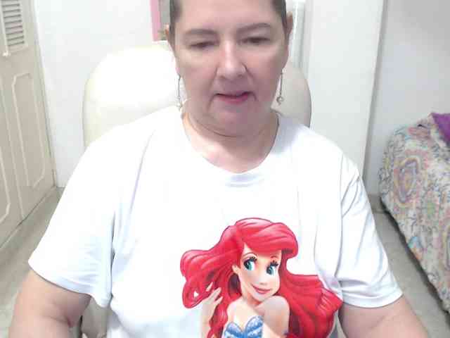 leonela-68 webcam