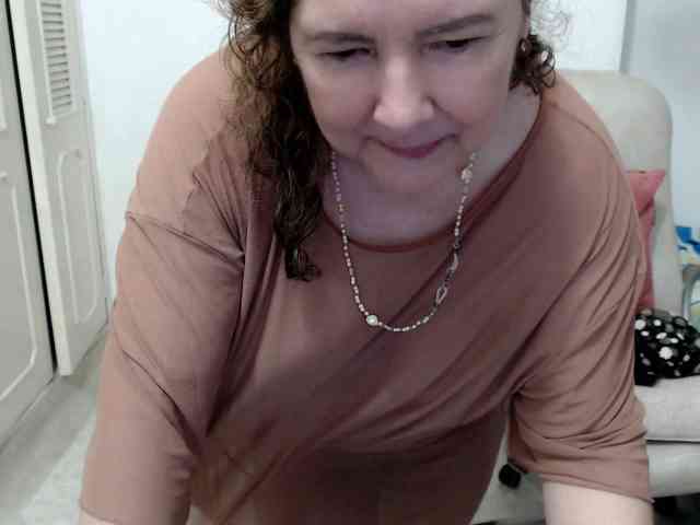 leonela-68 webcam