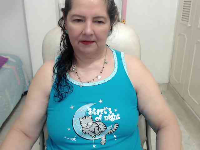 leonela-68 Sex Cam Show