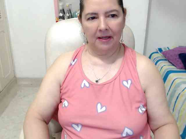leonela-68