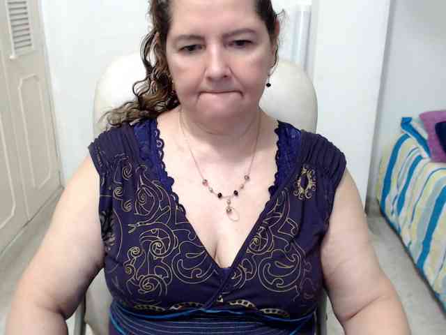 leonela-68