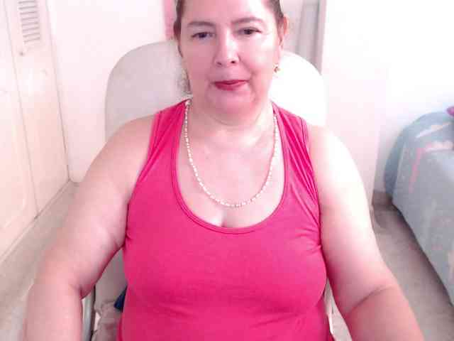leonela-68 webcam
