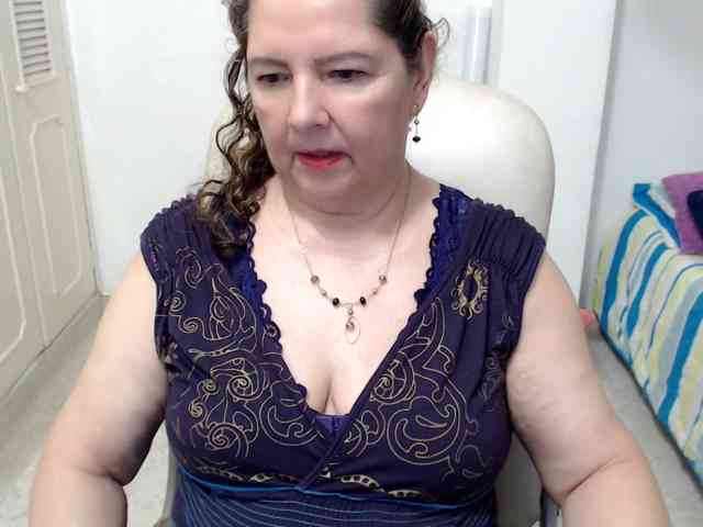 leonela-68 webcam