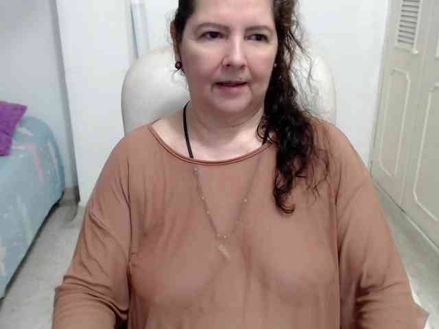 leonela-68 webcam