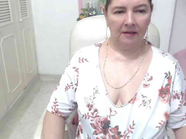 leonela-68 leonela-68