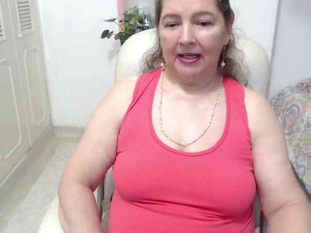 leonela-68 webcam