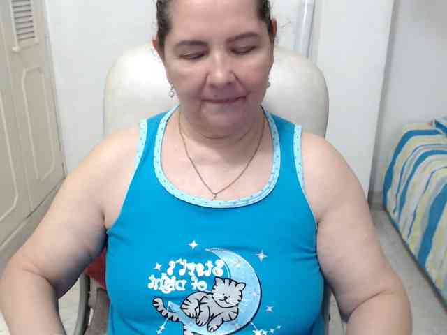 leonela-68