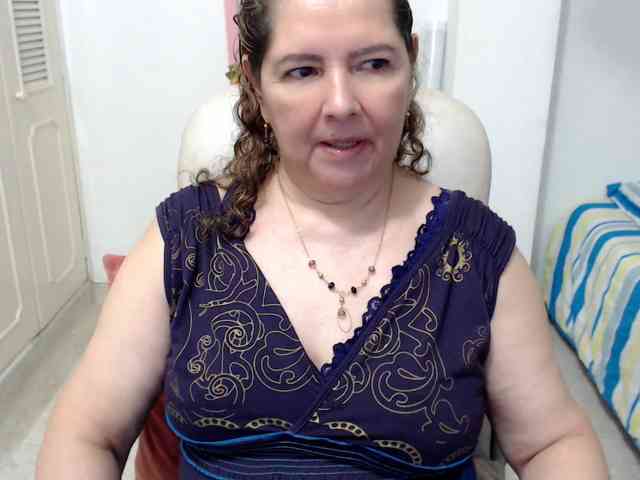leonela-68 webcam