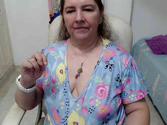 leonela-68