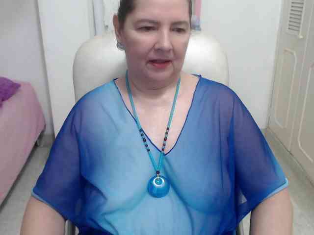 leonela-68 webcam