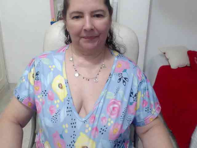 leonela-68 webcam