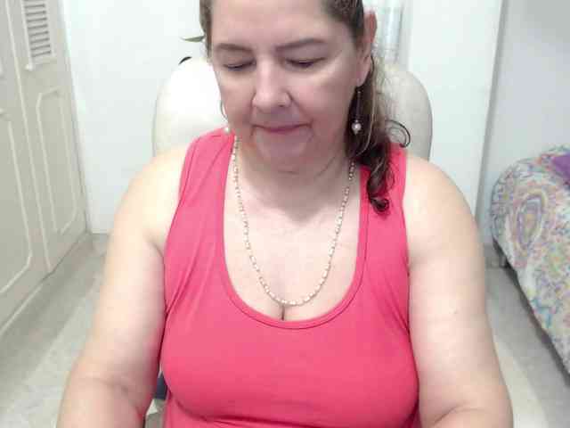 leonela-68 webcam
