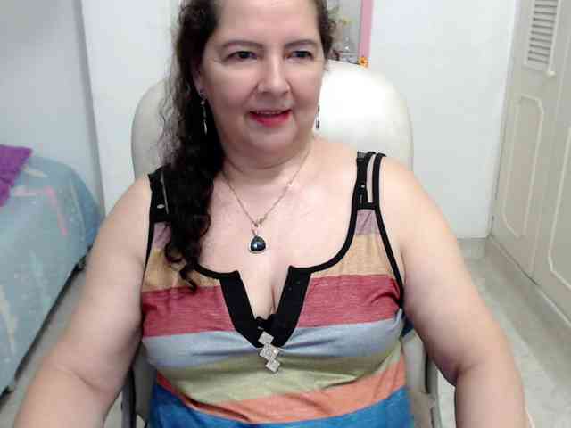 leonela-68 webcam