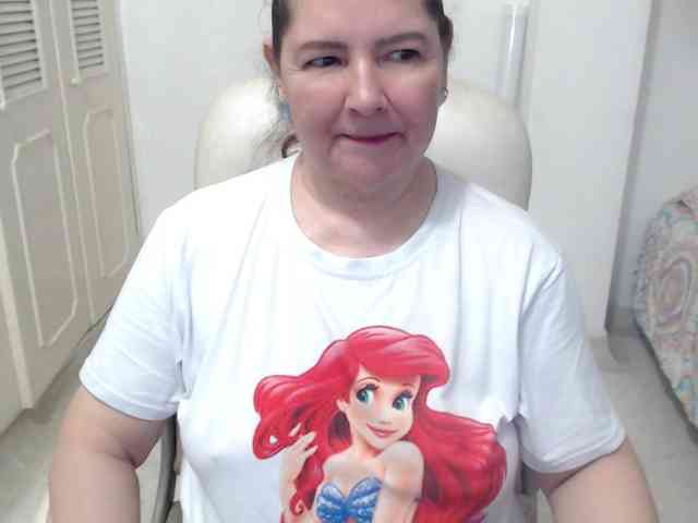 leonela-68 webcam