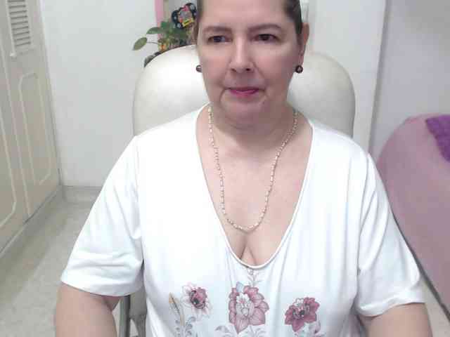 leonela-68 webcam