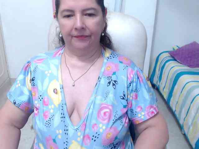 leonela-68 webcam