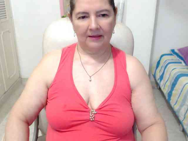 leonela-68