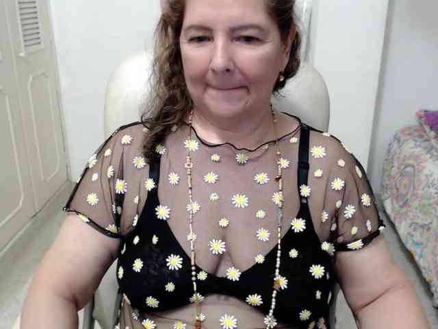 leonela-68