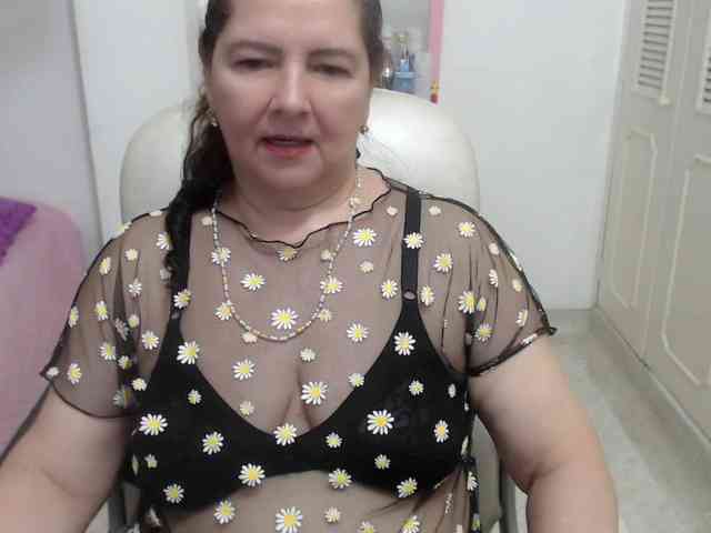 leonela-68 webcam