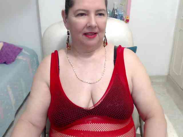 leonela-68 webcam