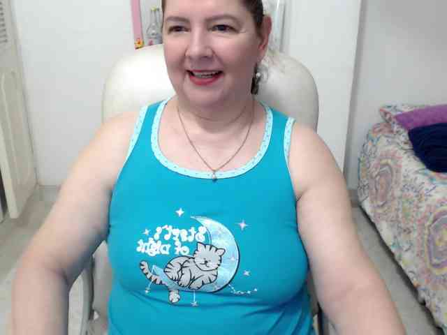 leonela-68 Live Webcam on BongaCams