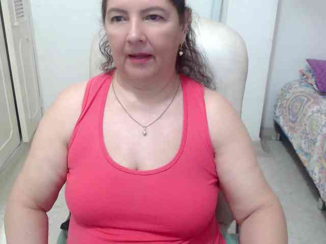 leonela-68