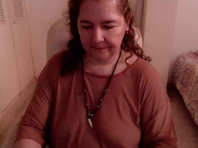 leonela-68 webcam