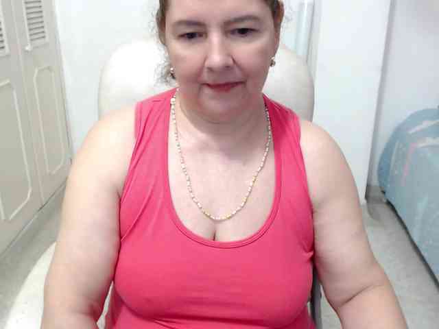 leonela-68 webcam
