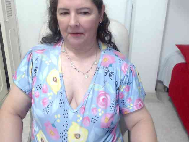 leonela-68 webcam