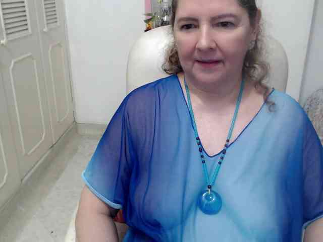 leonela-68 webcam