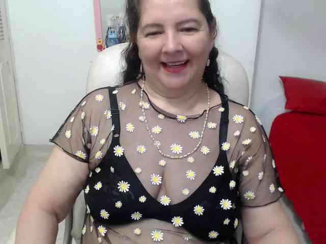 leonela-68 webcam