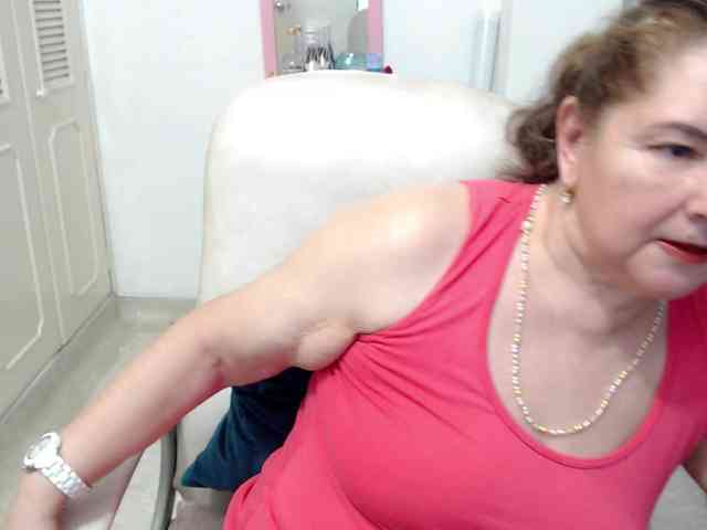 leonela-68 webcam
