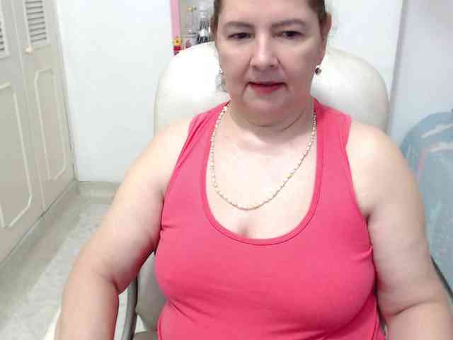leonela-68 webcam