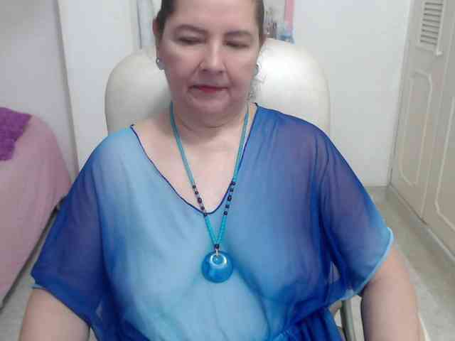 leonela-68 webcam