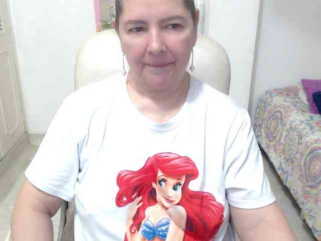 leonela-68 webcam