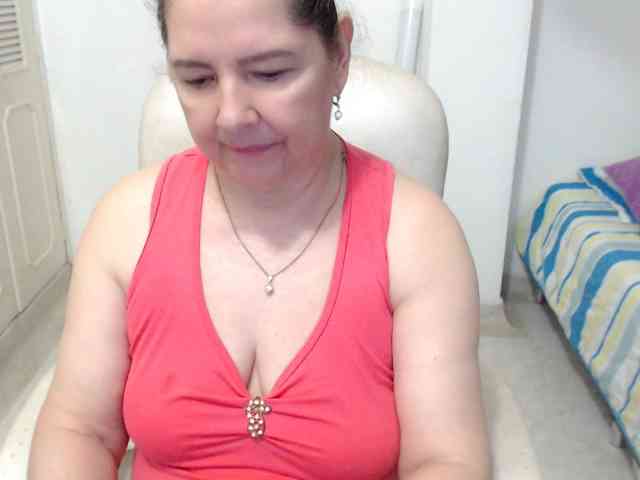leonela-68 leonela-68