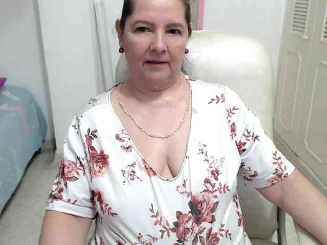 leonela-68 webcam