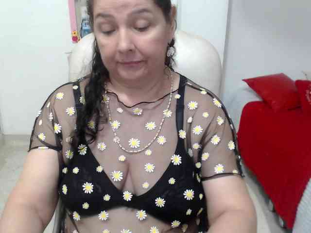 leonela-68