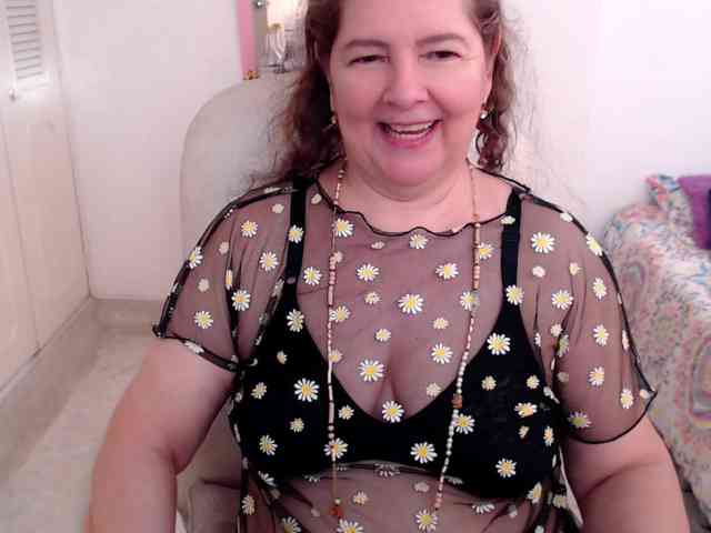 leonela-68 webcam