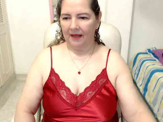 leonela-68