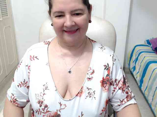 leonela-68