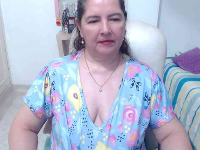 leonela-68 webcam
