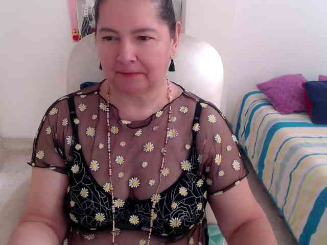 leonela-68 webcam