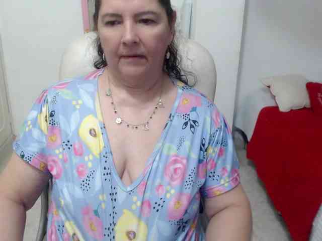 leonela-68 webcam