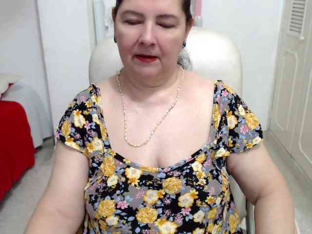 leonela-68