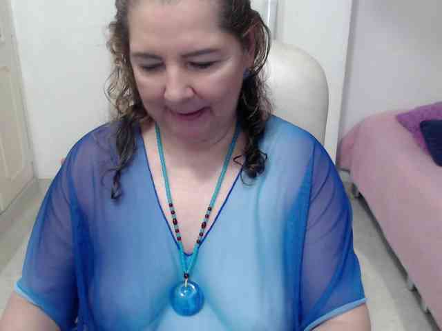 leonela-68 leonela-68