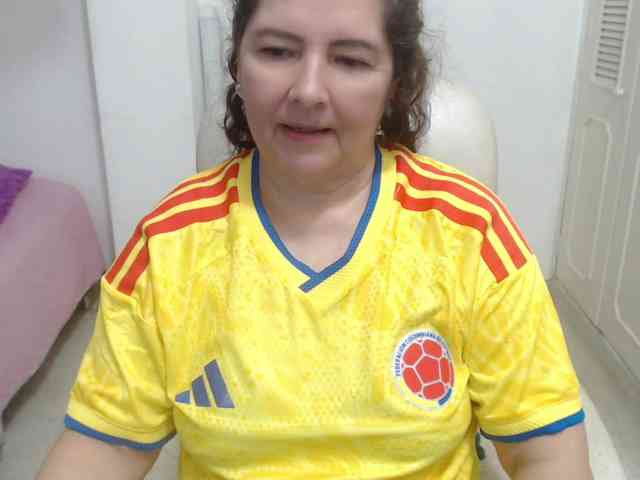 leonela-68